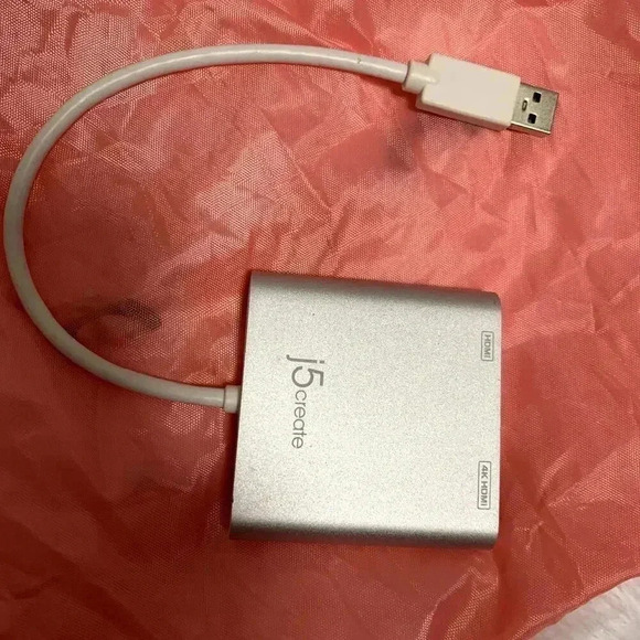 j5create - USB 3.0 to Dual HDMI Multi-Monitor Adapter - Silver - Picture 1 of 7